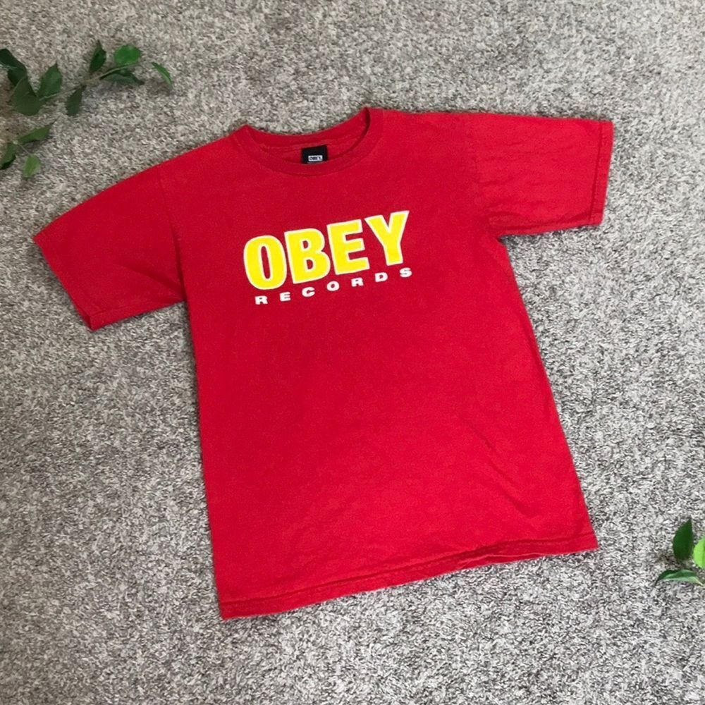 Obey Records Red T-shirt Tee Short Sleeve Womens Sz Small Top Yellow Graphic Tee